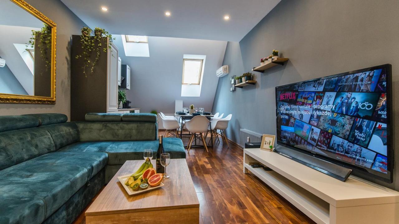 Galeria Italiana Apartments Вроцлав Экстерьер фото