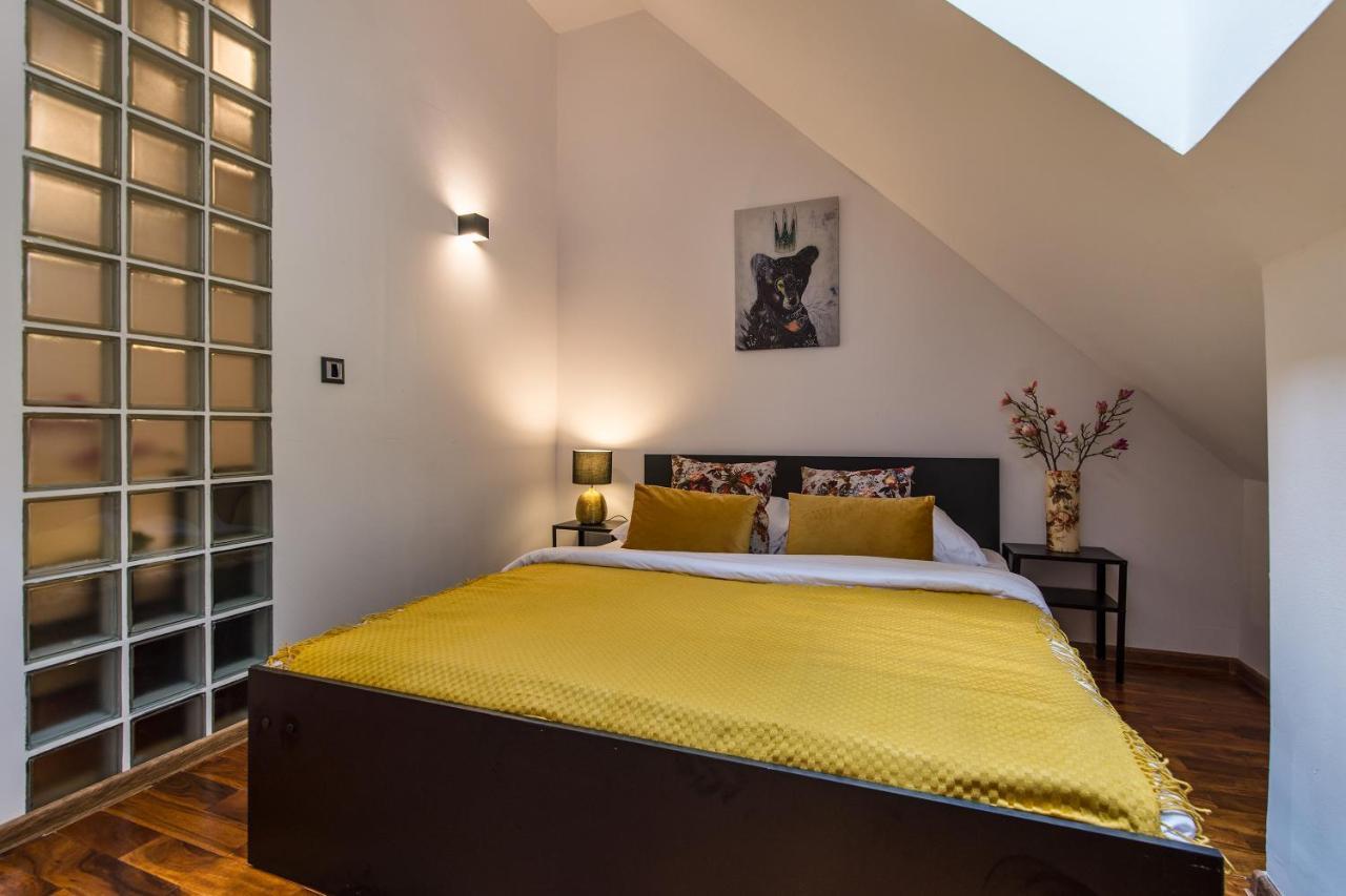 Galeria Italiana Apartments Вроцлав Экстерьер фото