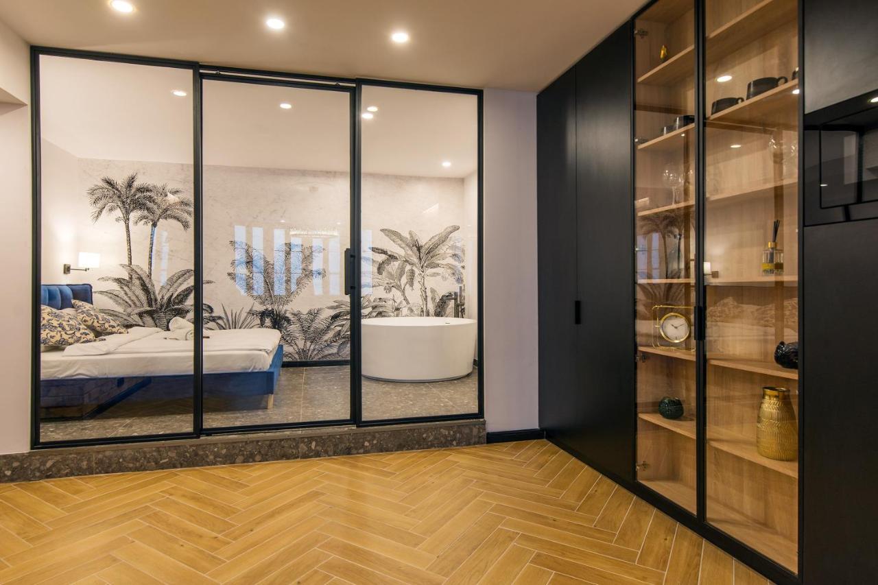 Galeria Italiana Apartments Вроцлав Экстерьер фото