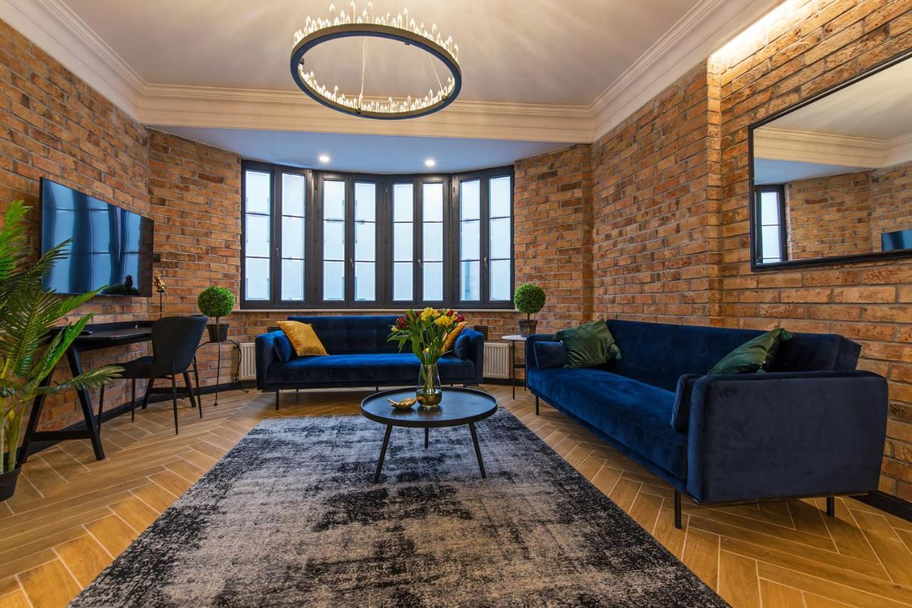Galeria Italiana Apartments Вроцлав Экстерьер фото