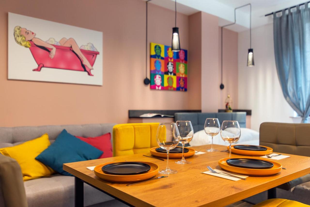 Galeria Italiana Apartments Вроцлав Экстерьер фото