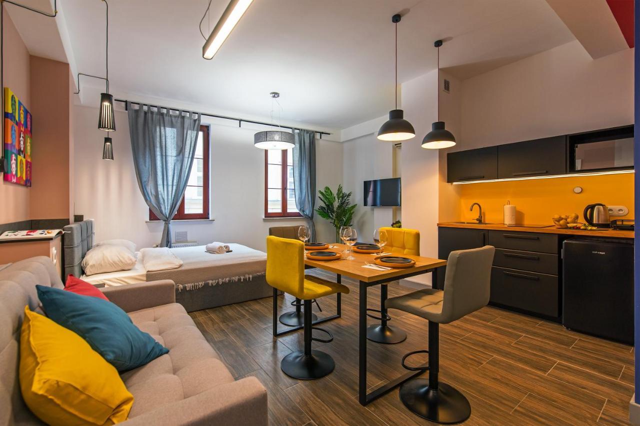 Galeria Italiana Apartments Вроцлав Экстерьер фото