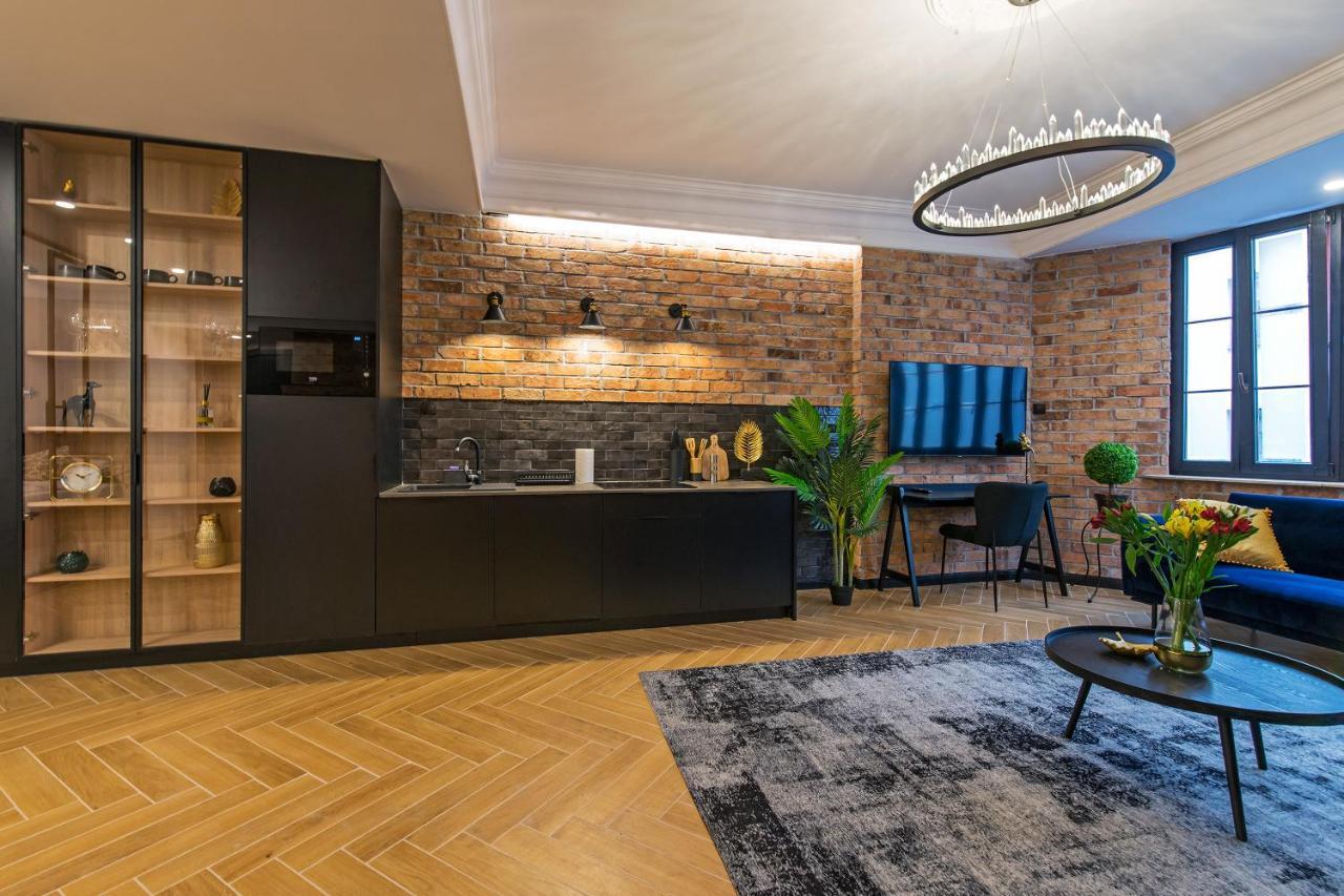 Galeria Italiana Apartments Вроцлав Экстерьер фото