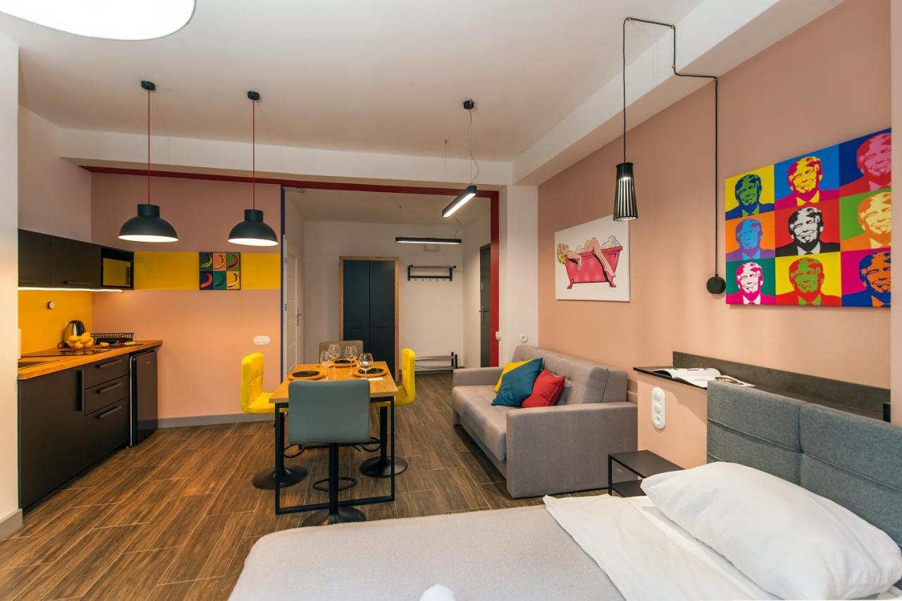 Galeria Italiana Apartments Вроцлав Экстерьер фото