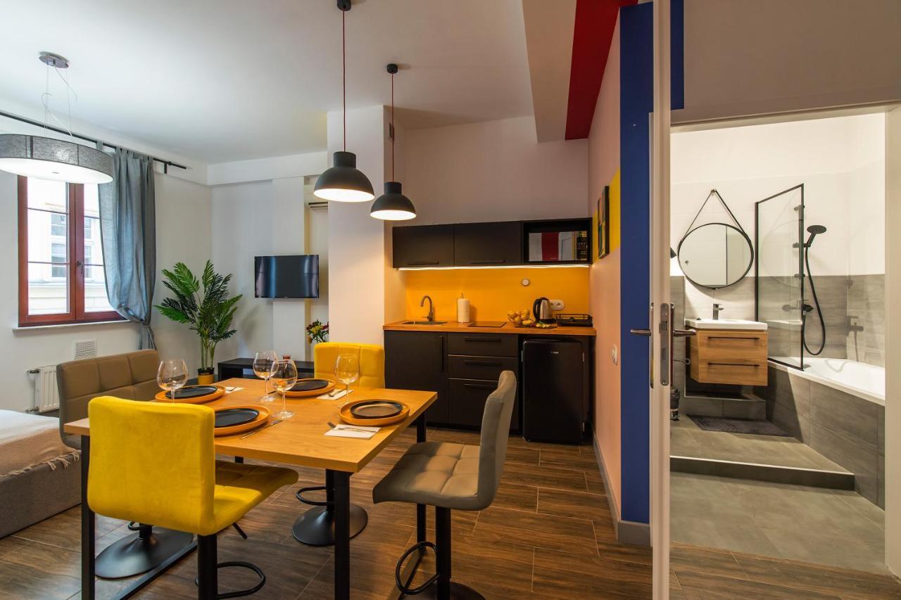 Galeria Italiana Apartments Вроцлав Экстерьер фото