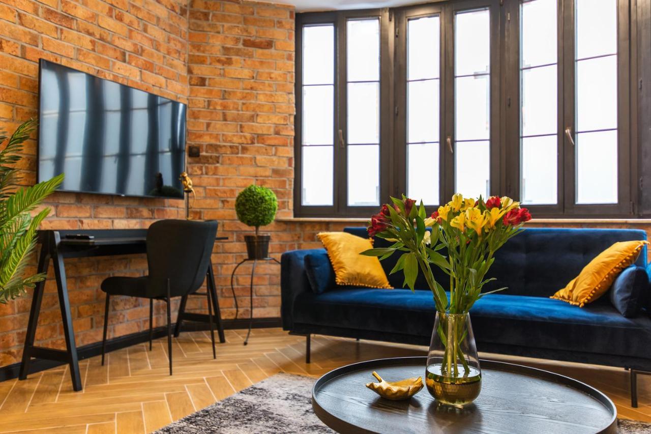 Galeria Italiana Apartments Вроцлав Экстерьер фото
