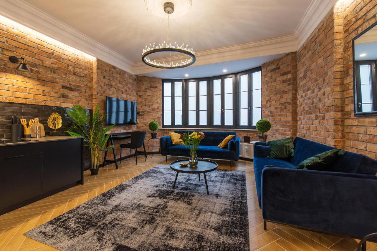 Galeria Italiana Apartments Вроцлав Экстерьер фото