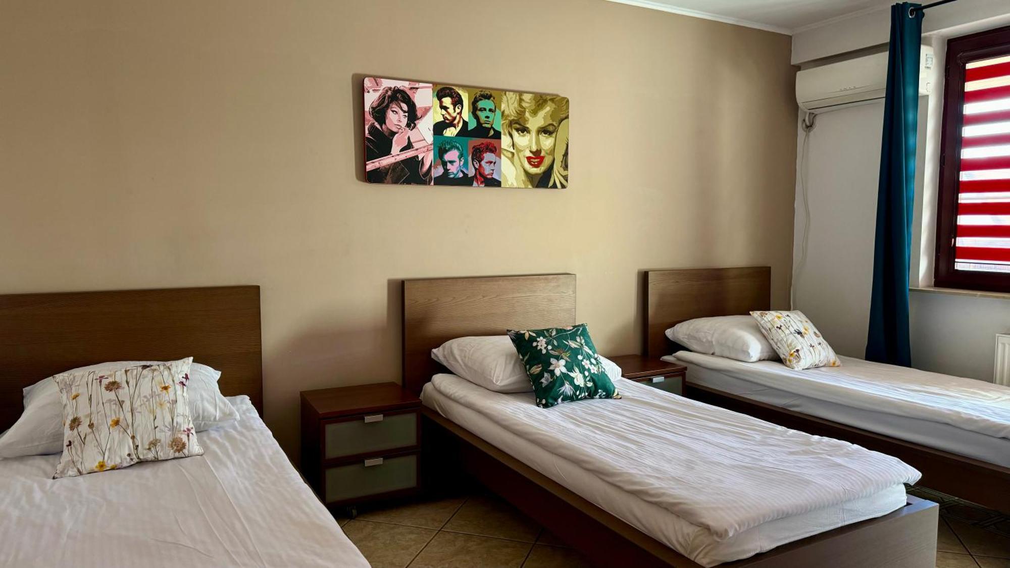 Galeria Italiana Apartments Вроцлав Экстерьер фото