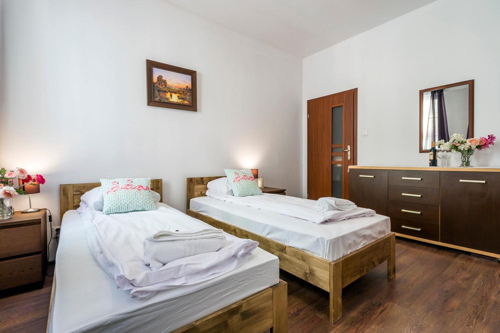 Galeria Italiana Apartments Вроцлав Экстерьер фото