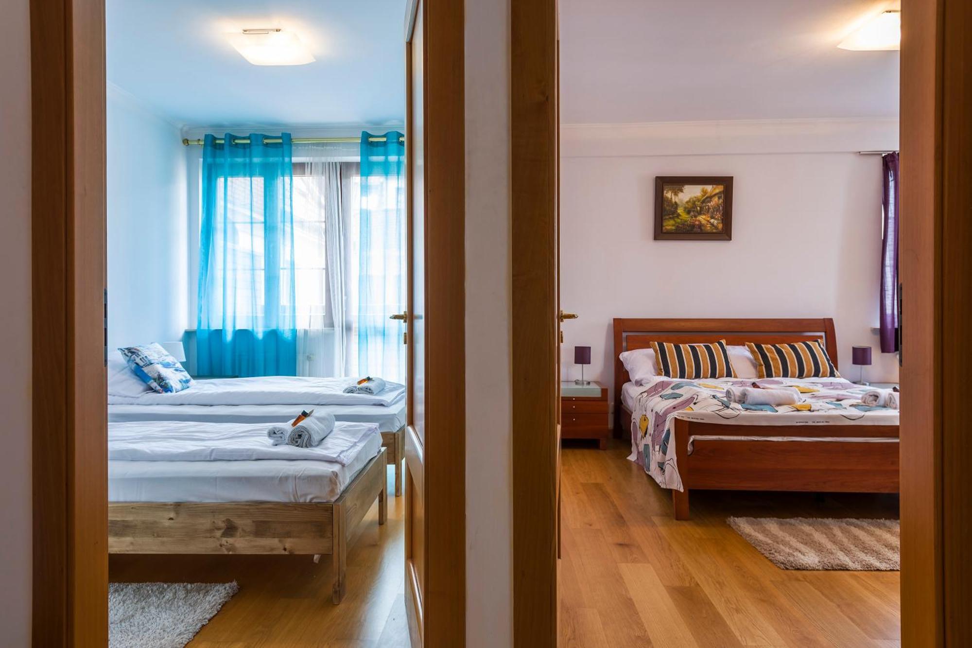 Galeria Italiana Apartments Вроцлав Экстерьер фото