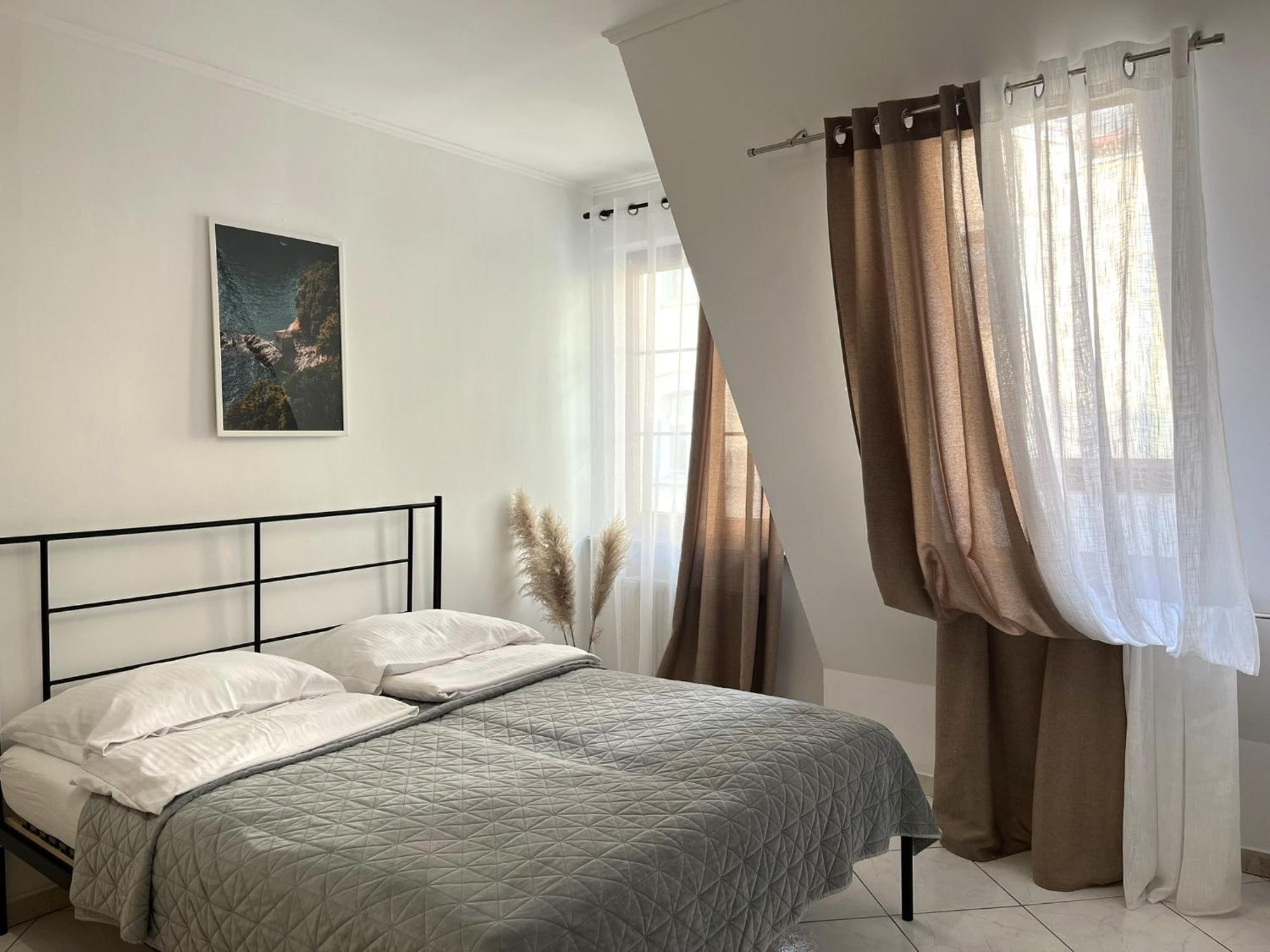 Galeria Italiana Apartments Вроцлав Экстерьер фото